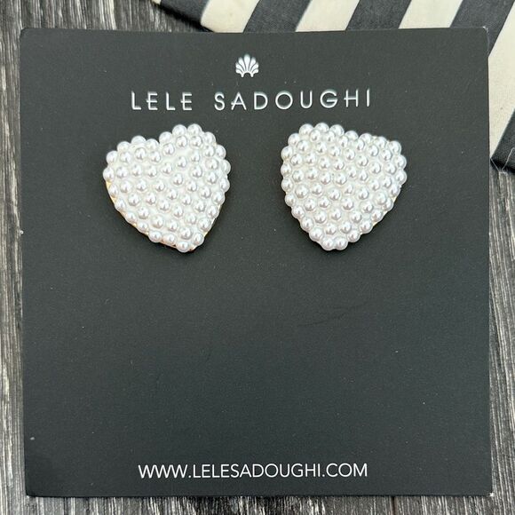 Lele Sadoughi Jeweled Heart Button Earrings Ivory Pearl NEW - Picture 1 of 5